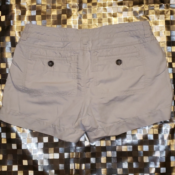 Old Navy women's shorts - Picture 4 of 5